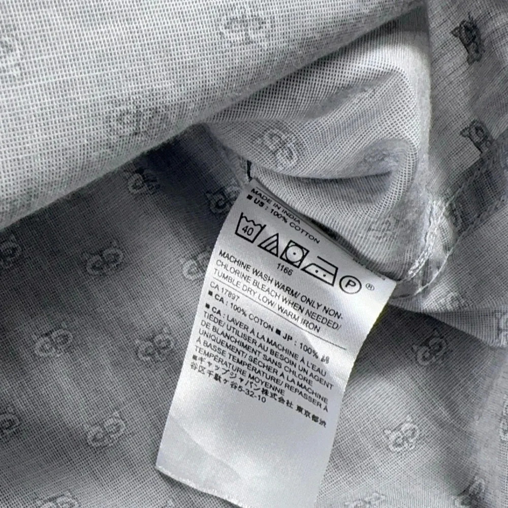 Banana Republic Untucked Fit Shirt‎ Mens XL Raccoon Pattern Long Sleeve